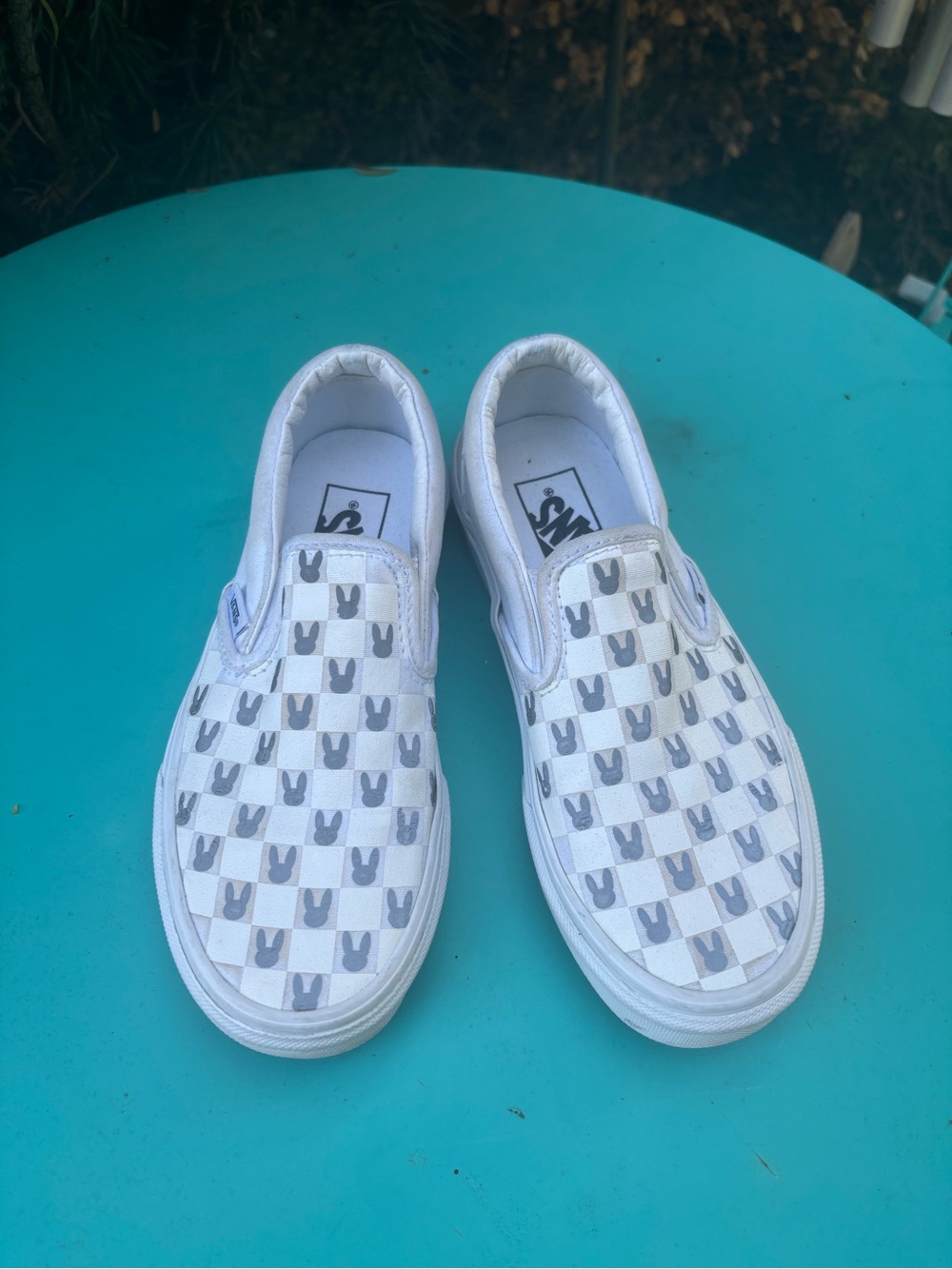 Vans Bad Bunny White Slip-On Sz 5.5